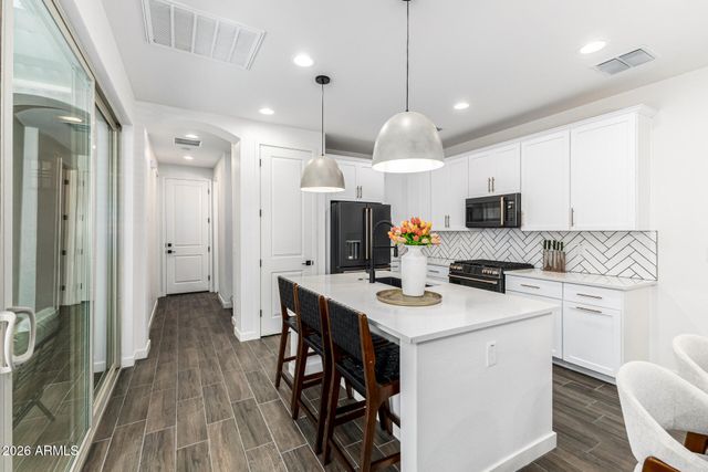 4145 E JONES Street, Gilbert, AZ 85295