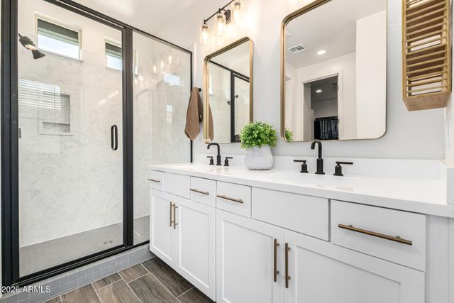 4145 E JONES Street, Gilbert, AZ 85295