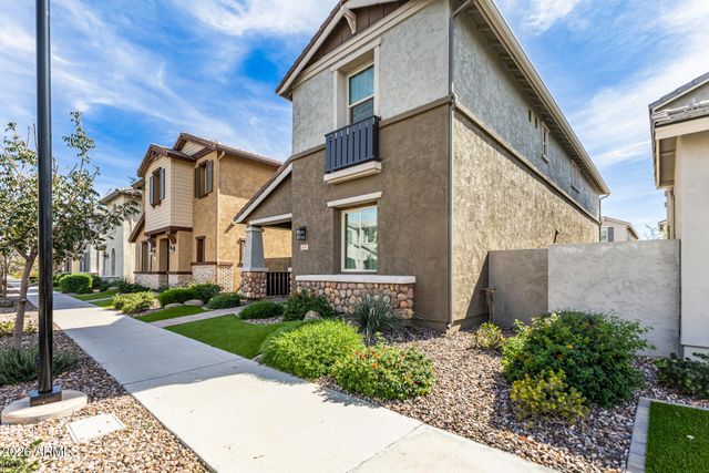 4145 E JONES Street, Gilbert, AZ 85295