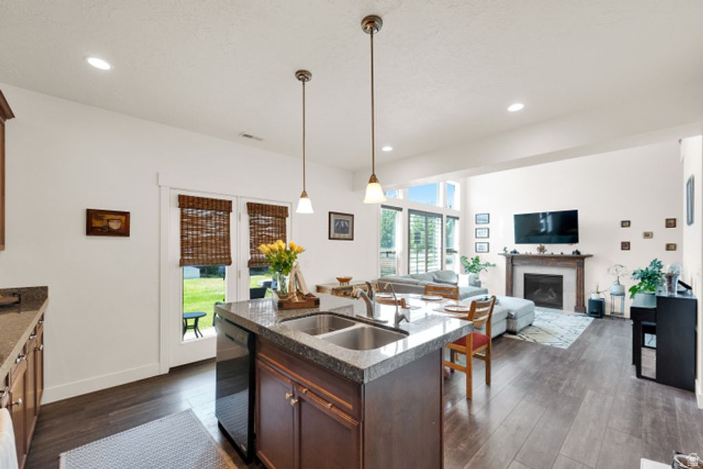 12772 S VILLAGE CREEK DR, Riverton, UT 84065 — photo 5