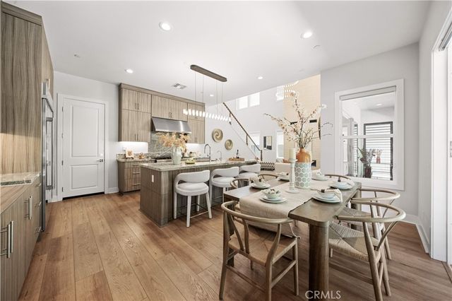 261 Burwood, Lake Forest, CA 92630