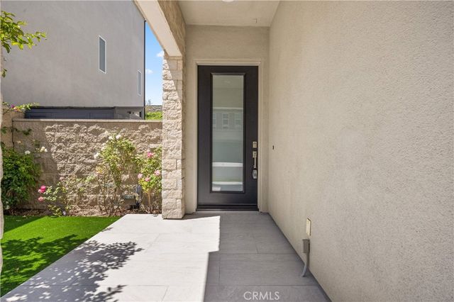 261 Burwood, Lake Forest, CA 92630