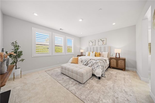 261 Burwood, Lake Forest, CA 92630