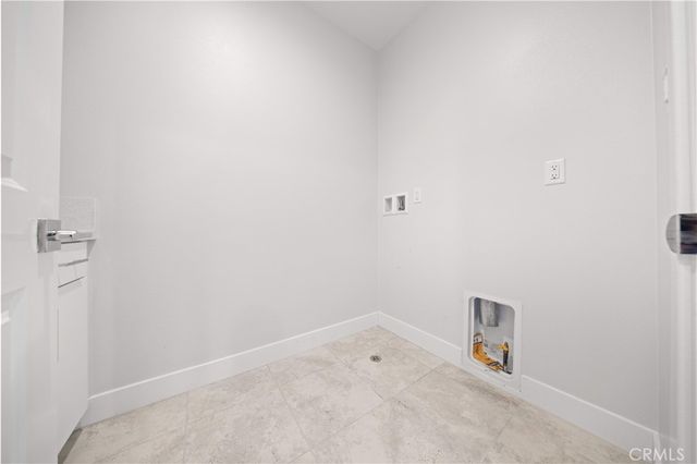 261 Burwood, Lake Forest, CA 92630
