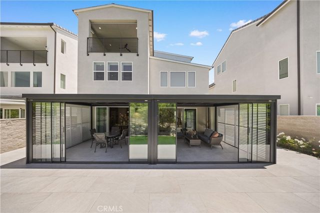 261 Burwood, Lake Forest, CA 92630