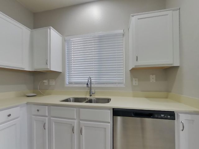 14953 N 142nd Drive, Surprise, AZ 85379