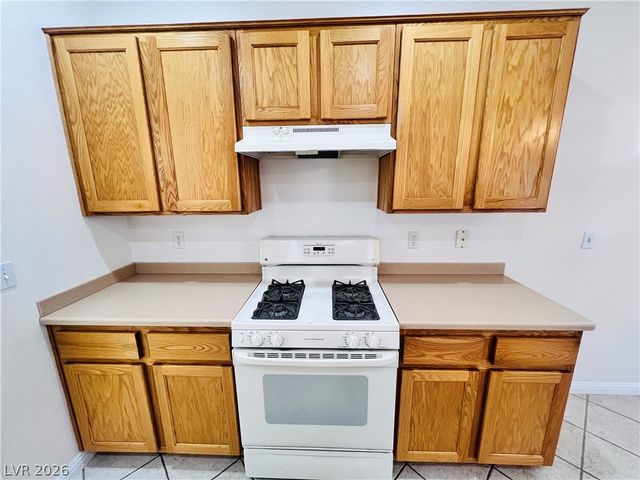 3047 Hickory Valley Road, Henderson, NV 89052
