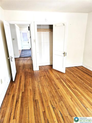 221 East Prospect Street, Nazareth Boro, PA 18064