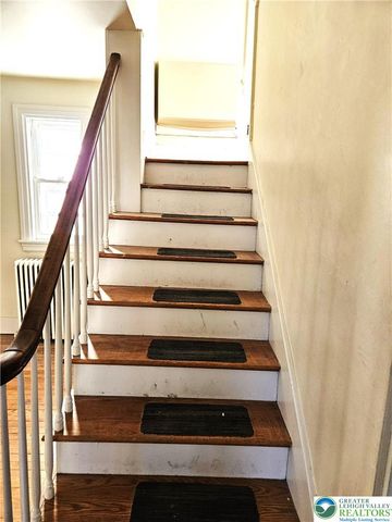 221 East Prospect Street, Nazareth Boro, PA 18064