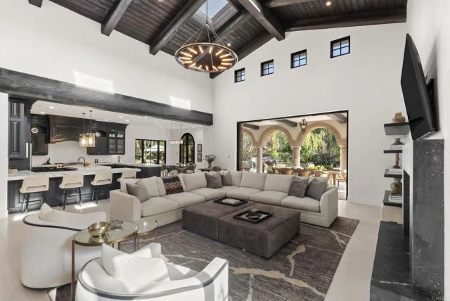 6749 Calle Ponte Bella, Rancho Santa Fe, CA 92091