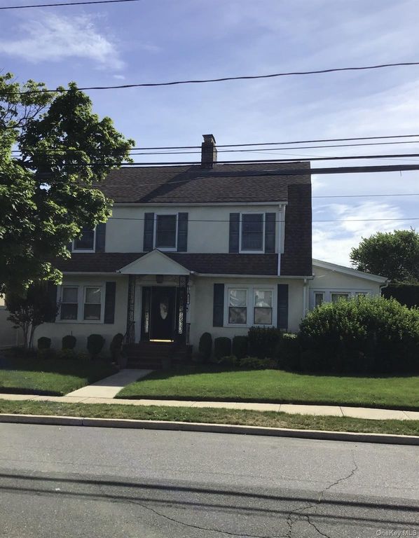 458 Oakland Avenue, Cedarhurst, NY 11516