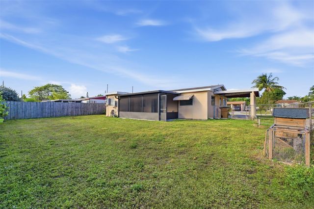 4030 NW 3rd Way, Deerfield Beach, FL 33064