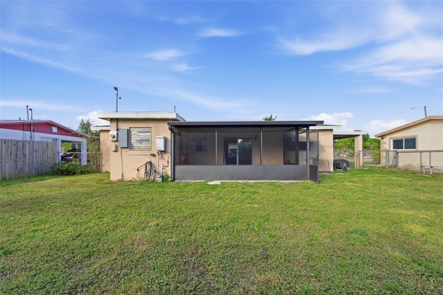 4030 NW 3rd Way, Deerfield Beach, FL 33064