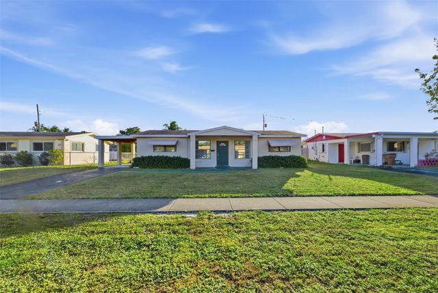 4030 NW 3rd Way, Deerfield Beach, FL 33064