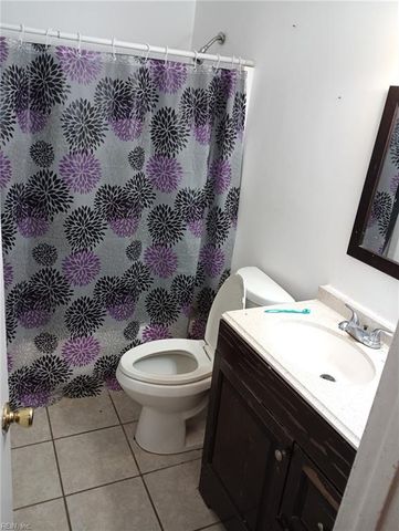 1678 Darren CIR, Portsmouth, VA 23701