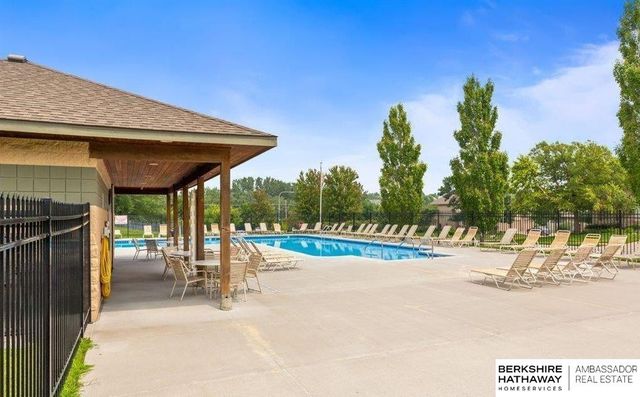 7505 S 173 Street, Omaha, NE 68136