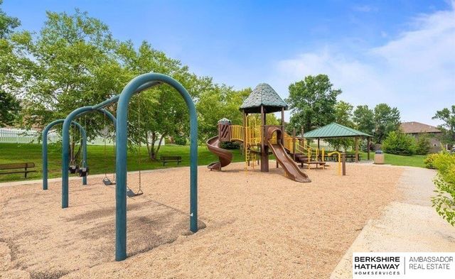 7505 S 173 Street, Omaha, NE 68136