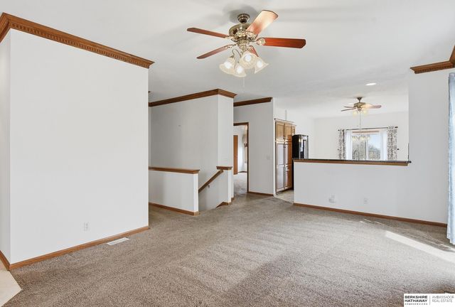 7505 S 173 Street, Omaha, NE 68136
