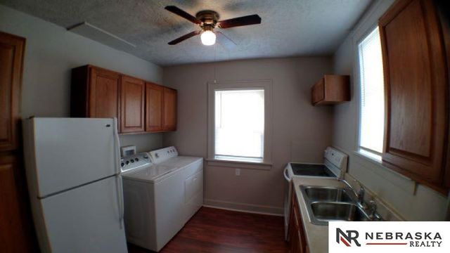 1941 J Street, Lincoln, NE 68510