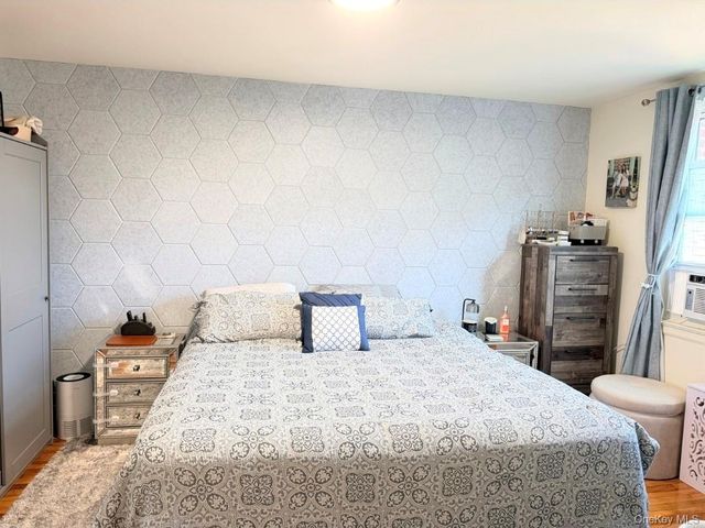 275 MAPLE E3, Rockville Centre, NY 11570