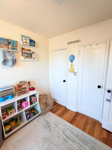 275 MAPLE E3, Rockville Centre, NY 11570