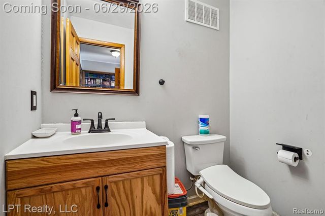 3070 Reeder Road, Clarkston, MI 48346