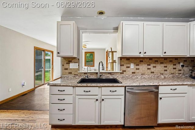 3070 Reeder Road, Clarkston, MI 48346