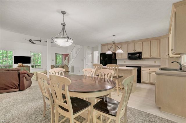 106 Fleetney CIR, Smithfield, VA 23430