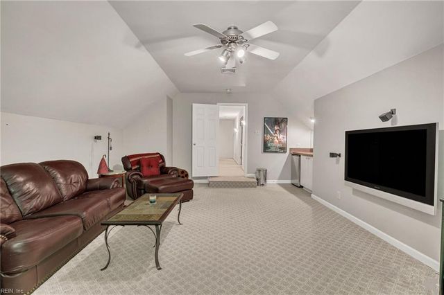 106 Fleetney CIR, Smithfield, VA 23430
