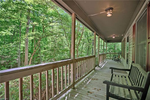 106 Fleetney CIR, Smithfield, VA 23430
