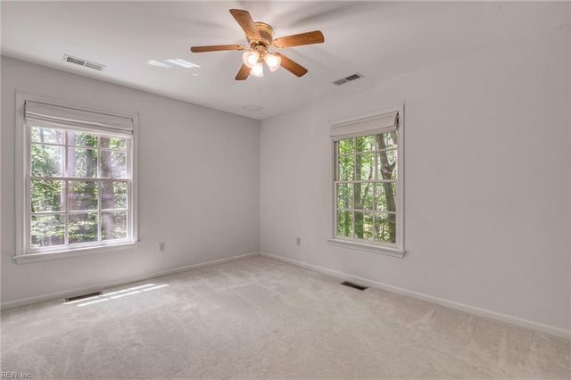 106 Fleetney CIR, Smithfield, VA 23430