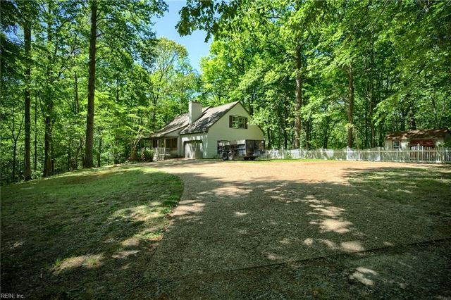 106 Fleetney CIR, Smithfield, VA 23430