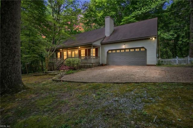 106 Fleetney CIR, Smithfield, VA 23430