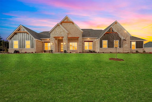 735 Evergreen, Nevada, TX 75173