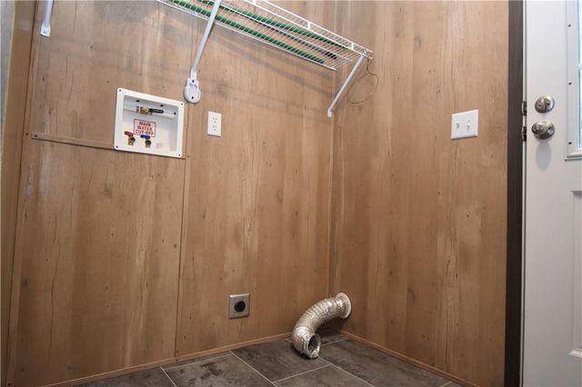 104 TRUMAN COLE Road, Deville, LA 71328