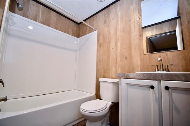 104 TRUMAN COLE Road, Deville, LA 71328