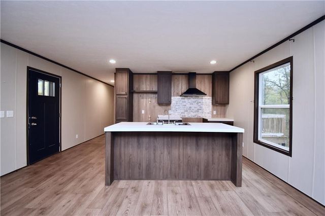 104 TRUMAN COLE Road, Deville, LA 71328