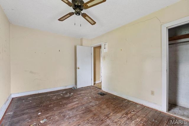 3128 Airway Avenue, Breckenridge Hills, MO 63114