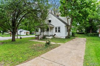 3128 Airway Avenue, Breckenridge Hills, MO 63114