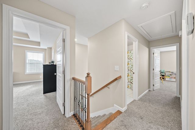 1084 Barnhill Rd, Clarksville, TN 37043