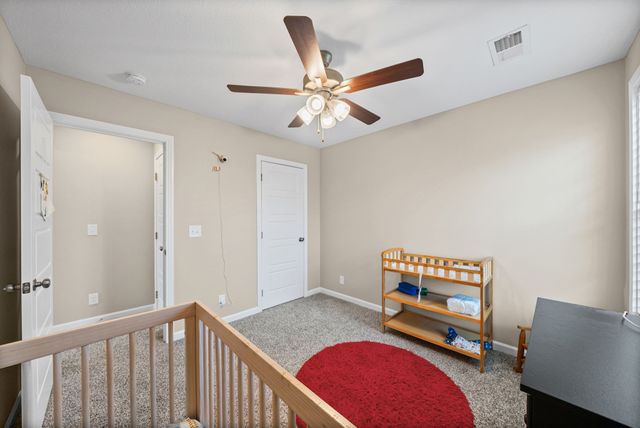 1084 Barnhill Rd, Clarksville, TN 37043