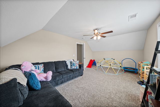 1084 Barnhill Rd, Clarksville, TN 37043