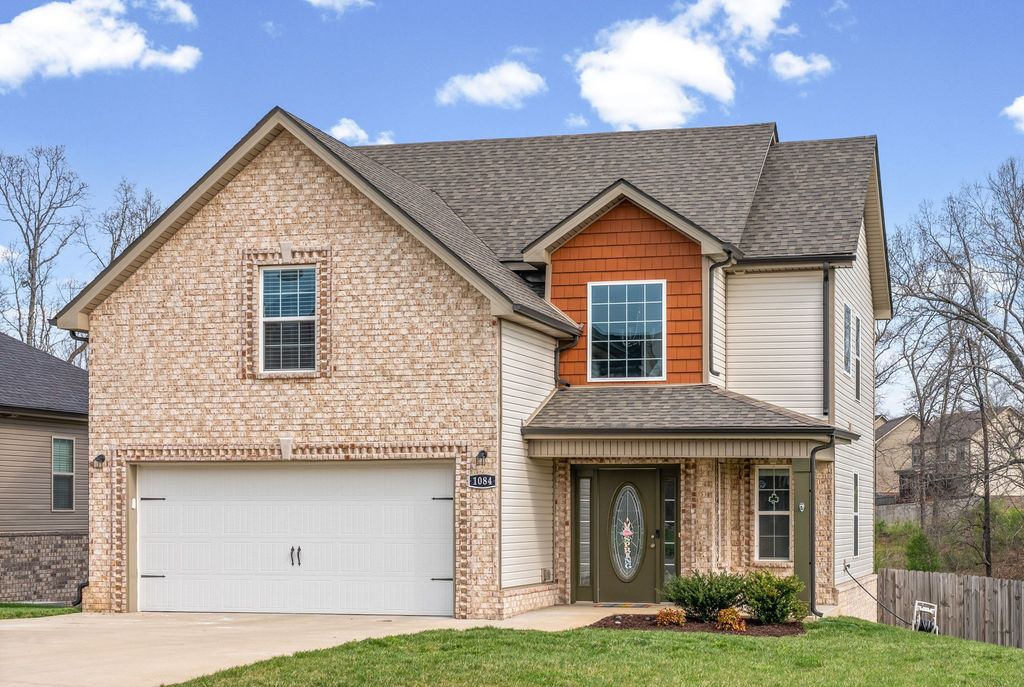 1084 Barnhill Rd, Clarksville, TN 37043