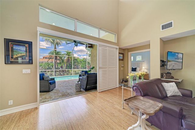 308 10TH AVENUE E, Palmetto, FL 34221