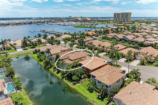 308 10TH AVENUE E, Palmetto, FL 34221