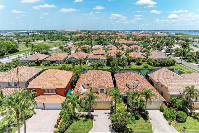 308 10TH AVENUE E, Palmetto, FL 34221