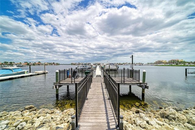 308 10TH AVENUE E, Palmetto, FL 34221
