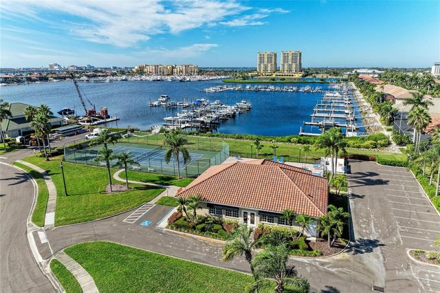 308 10TH AVENUE E, Palmetto, FL 34221