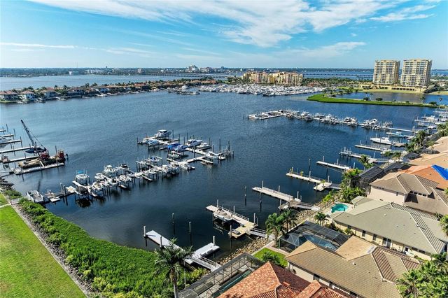 308 10TH AVENUE E, Palmetto, FL 34221