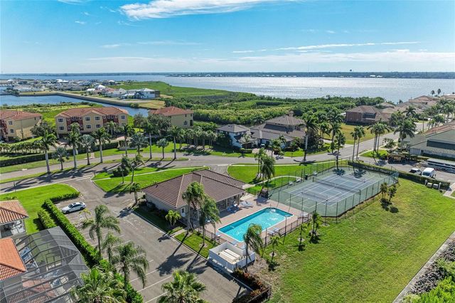 308 10TH AVENUE E, Palmetto, FL 34221